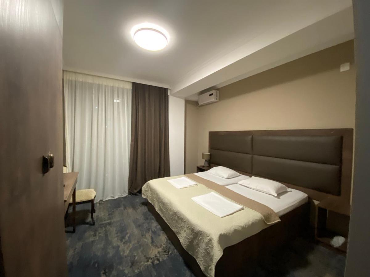 Ponte Otel Kutaisi Dış mekan fotoğraf